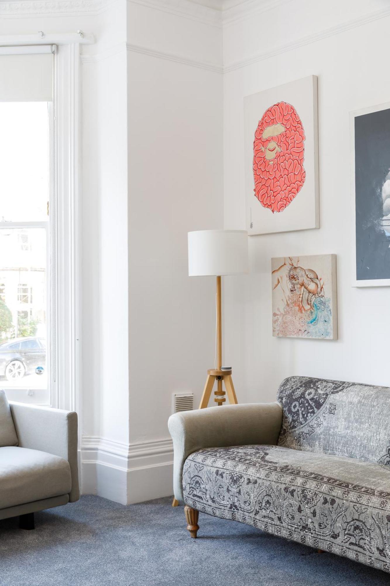 Lovely, Modern & Spacious 1-bed Flat